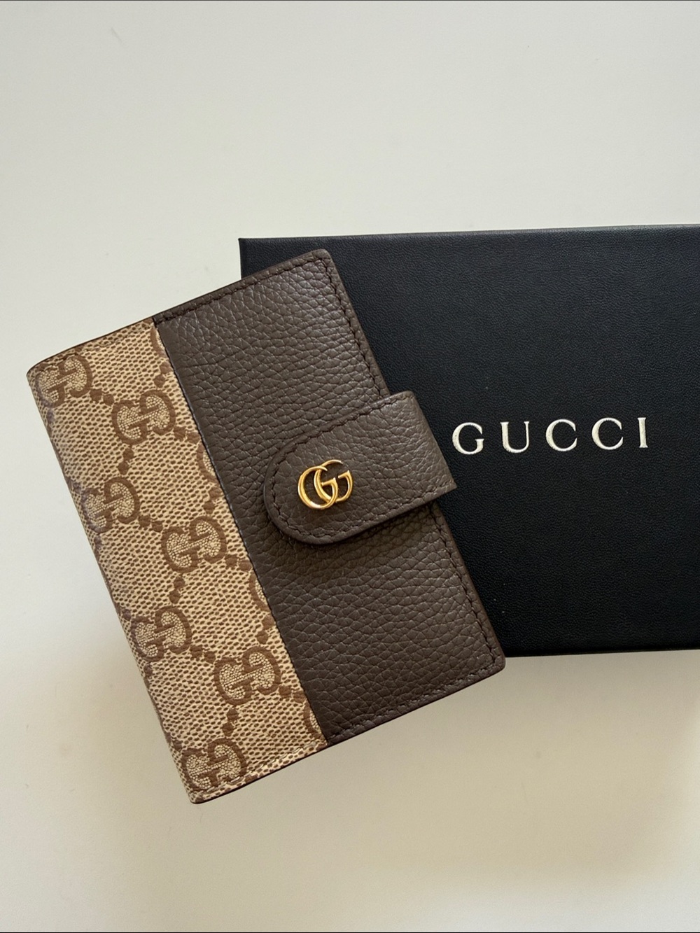 Gucci Brown & Beige GG Canvas Card Holder with Gold Double G